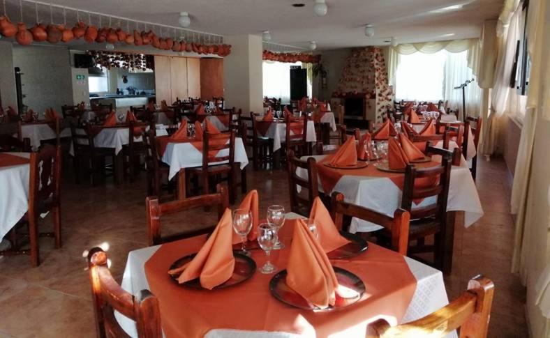 Hotel Casablanca Natural Spa Paipa Buitenkant foto